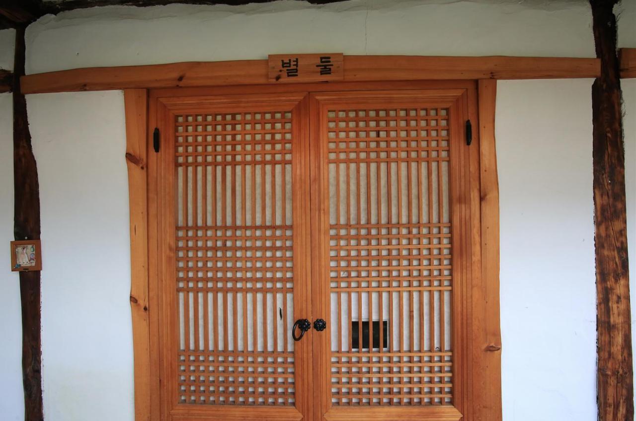 Hanok Madang Villa จอนจู ภายนอก รูปภาพ